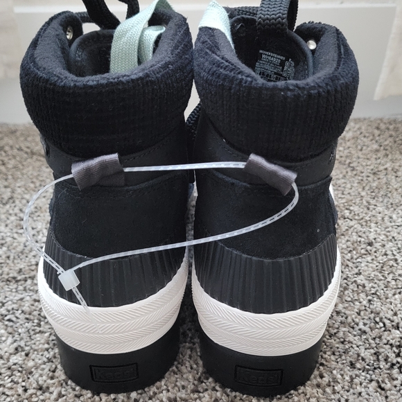 New, Keds Fielder Boot Suede/Nylon & Velvet w/ Thinsulate Women Black, Size 8.5. - Picture 4 of 6